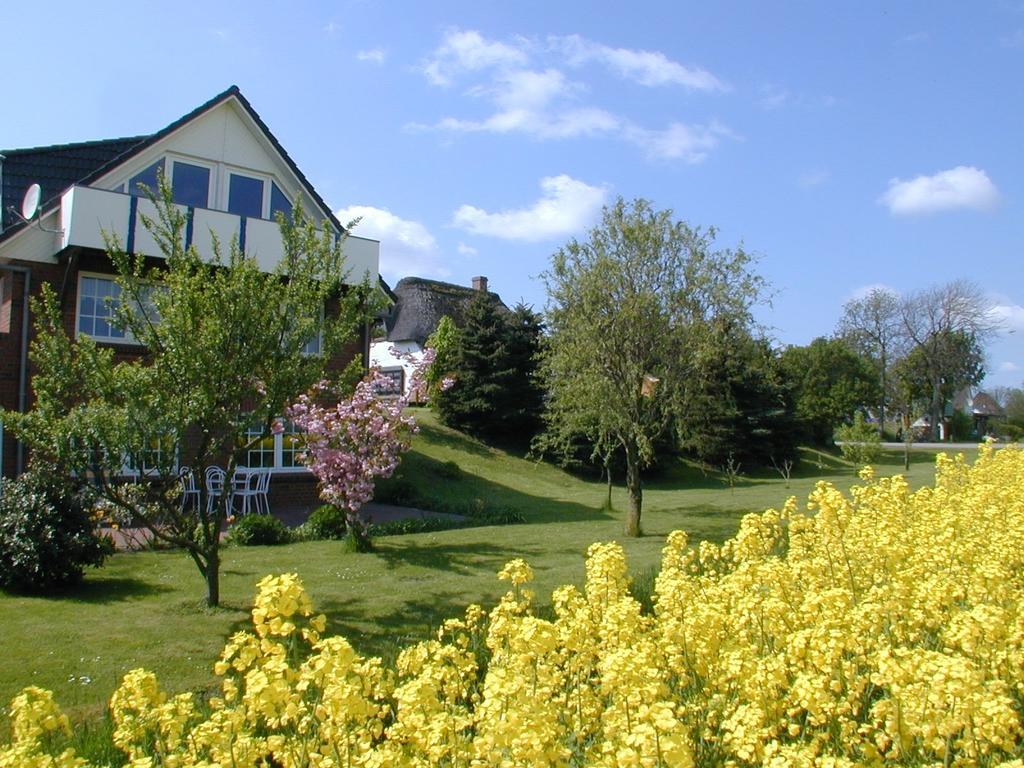 Hotel-Restaurant England Nordstrand Exterior photo